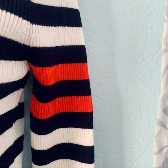 Forever 21 Navy Blue & White Striped Knit Varsity Sweater Size Large - Picture 3 of 7